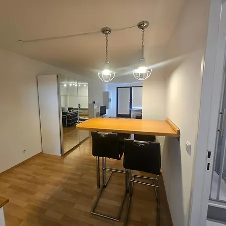 Luxury Station Apartment